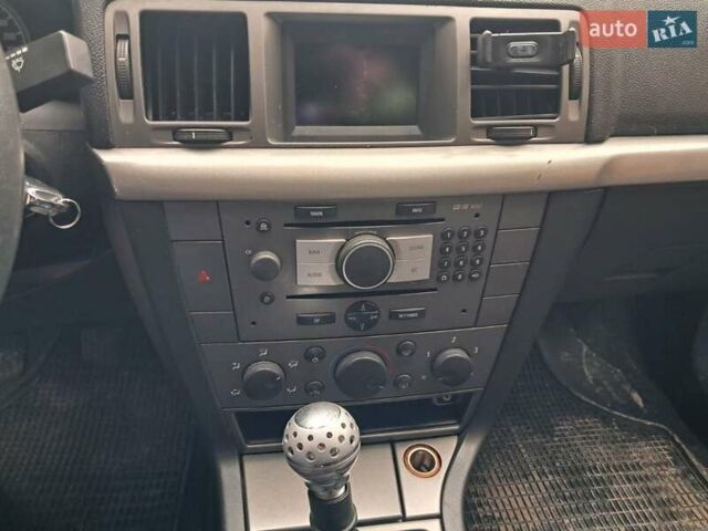 Серый Опель Вектра, объемом двигателя 1.9 л и пробегом 410 тыс. км за 4800 $, фото 8 на Automoto.ua