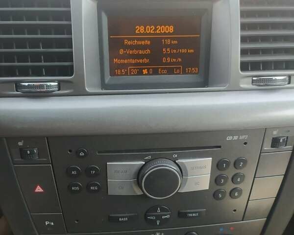 Серый Опель Вектра, объемом двигателя 1.91 л и пробегом 399 тыс. км за 6100 $, фото 6 на Automoto.ua