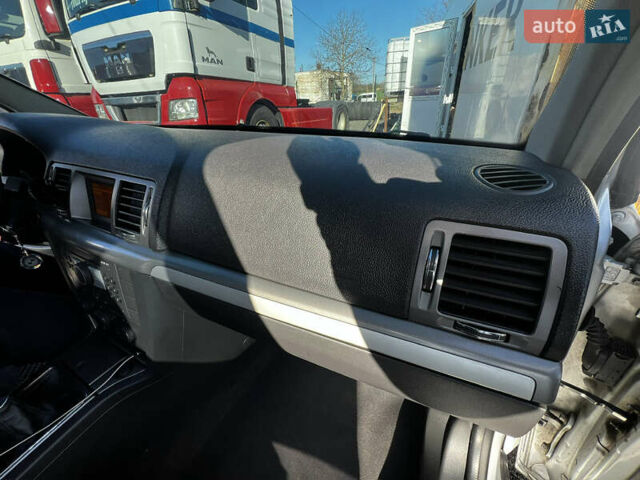 Серый Опель Вектра, объемом двигателя 1.91 л и пробегом 255 тыс. км за 5250 $, фото 15 на Automoto.ua