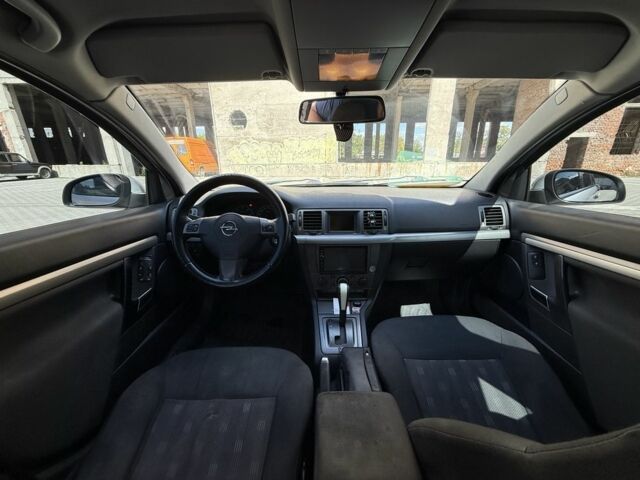 Сірий Опель Вектра, об'ємом двигуна 1.9 л та пробігом 299 тис. км за 5500 $, фото 4 на Automoto.ua