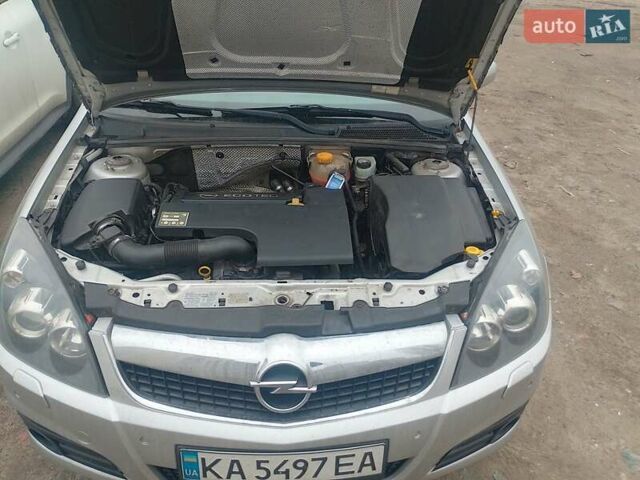 Сірий Опель Вектра, об'ємом двигуна 2.2 л та пробігом 209 тис. км за 5500 $, фото 11 на Automoto.ua