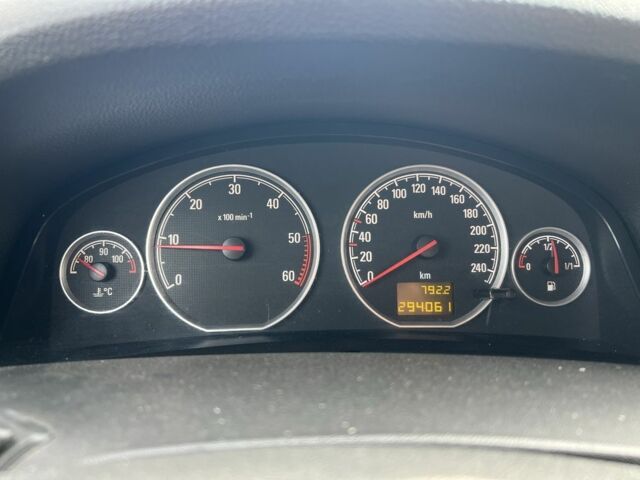 Серый Опель Вектра, объемом двигателя 1.9 л и пробегом 295 тыс. км за 3000 $, фото 12 на Automoto.ua