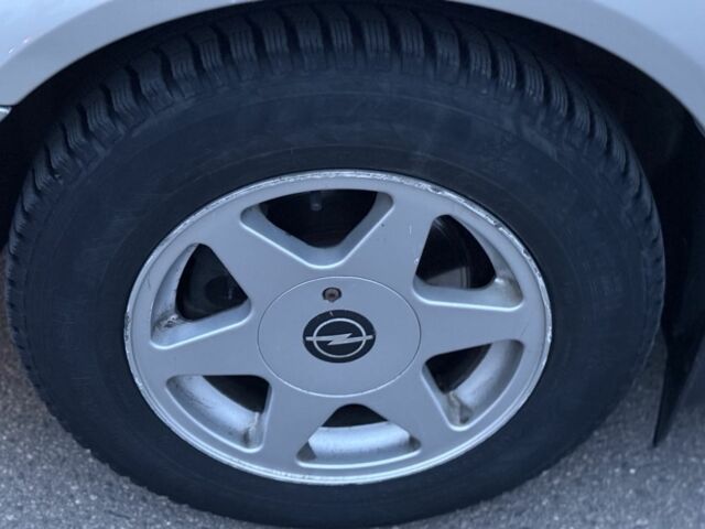 Серый Опель Вектра, объемом двигателя 1.9 л и пробегом 268 тыс. км за 4700 $, фото 20 на Automoto.ua