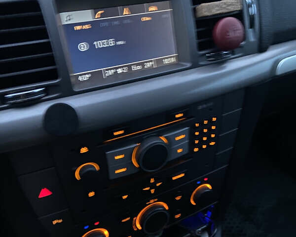 Сірий Опель Вектра, об'ємом двигуна 1.9 л та пробігом 340 тис. км за 4500 $, фото 28 на Automoto.ua