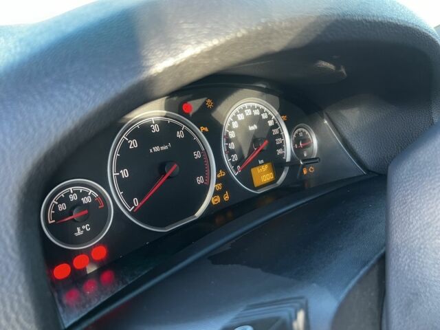 Сірий Опель Вектра, об'ємом двигуна 1.9 л та пробігом 255 тис. км за 5300 $, фото 5 на Automoto.ua