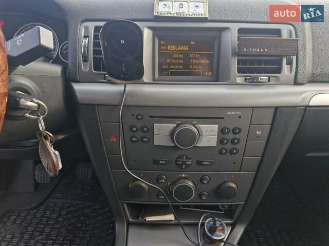 Серый Опель Вектра, объемом двигателя 1.9 л и пробегом 360 тыс. км за 6499 $, фото 19 на Automoto.ua