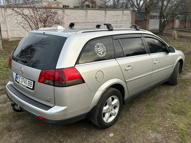 Серый Опель Вектра, объемом двигателя 1.9 л и пробегом 280 тыс. км за 5400 $, фото 2 на Automoto.ua