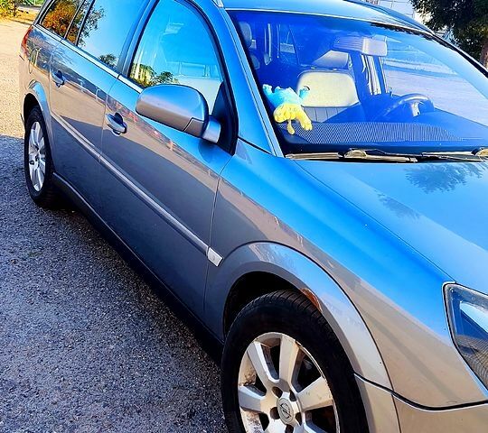 Сірий Опель Вектра, об'ємом двигуна 19 л та пробігом 316 тис. км за 5900 $, фото 3 на Automoto.ua
