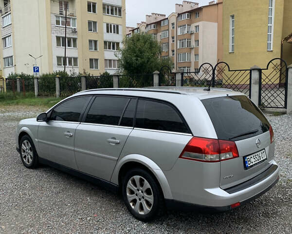 Сірий Опель Вектра, об'ємом двигуна 1.91 л та пробігом 322 тис. км за 5300 $, фото 2 на Automoto.ua