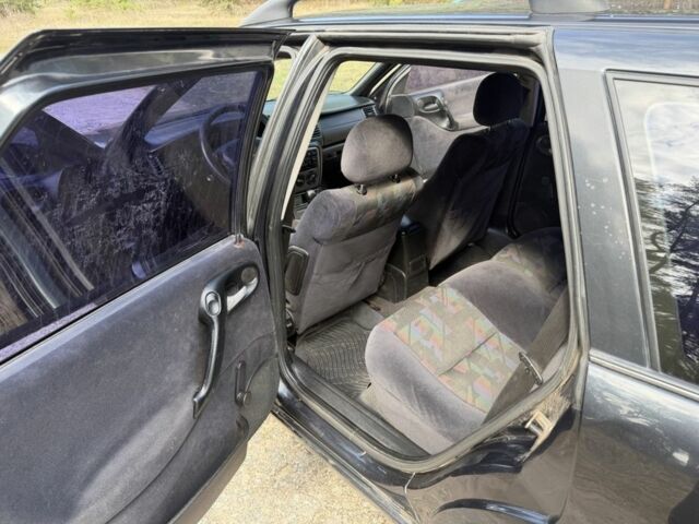 Сірий Опель Вектра, об'ємом двигуна 1.7 л та пробігом 245 тис. км за 2250 $, фото 8 на Automoto.ua