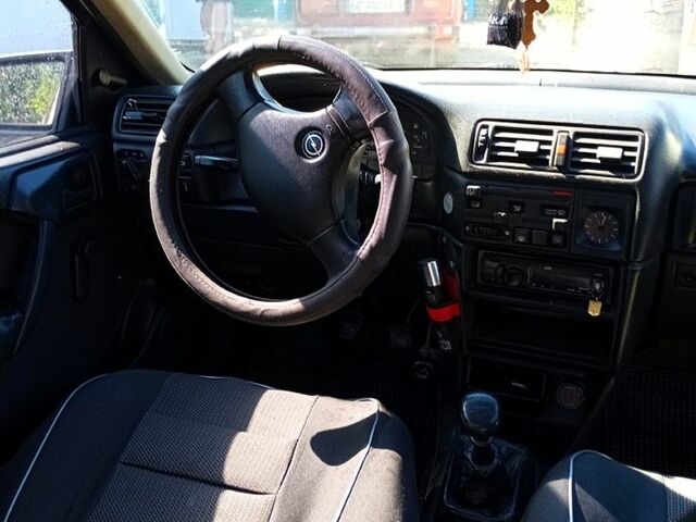 Сірий Опель Вектра, об'ємом двигуна 1.8 л та пробігом 0 тис. км за 1570 $, фото 4 на Automoto.ua