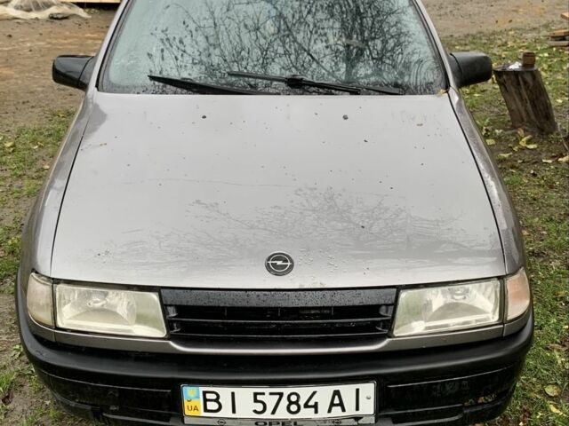 Сірий Опель Вектра, об'ємом двигуна 1.6 л та пробігом 300 тис. км за 594 $, фото 2 на Automoto.ua