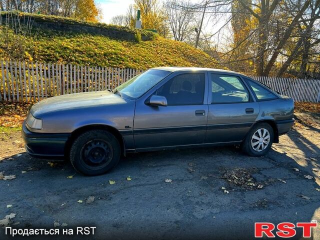 Серый Опель Вектра, объемом двигателя 2 л и пробегом 111 тыс. км за 1250 $, фото 2 на Automoto.ua