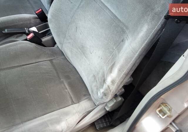 Серый Опель Вектра, объемом двигателя 1.8 л и пробегом 357 тыс. км за 2200 $, фото 18 на Automoto.ua