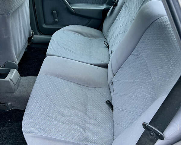 Серый Опель Вектра, объемом двигателя 1.7 л и пробегом 200 тыс. км за 1299 $, фото 9 на Automoto.ua