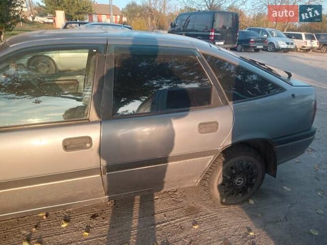 Сірий Опель Вектра, об'ємом двигуна 0 л та пробігом 286 тис. км за 1658 $, фото 3 на Automoto.ua