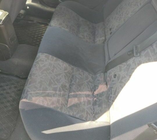 Серый Опель Вектра, объемом двигателя 0 л и пробегом 1000 тыс. км за 356 $, фото 5 на Automoto.ua