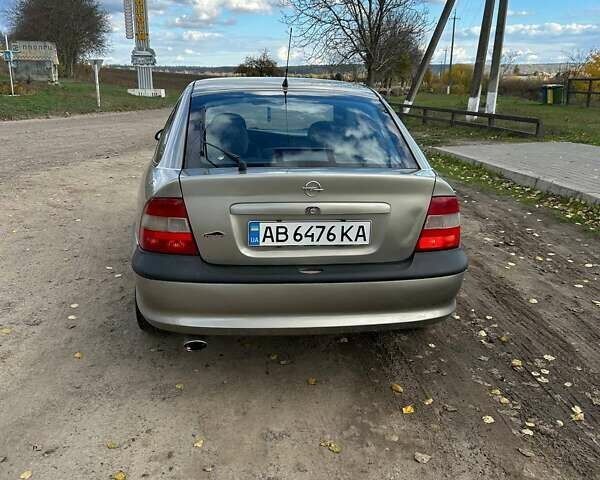Серый Опель Вектра, объемом двигателя 1.8 л и пробегом 370 тыс. км за 2800 $, фото 11 на Automoto.ua