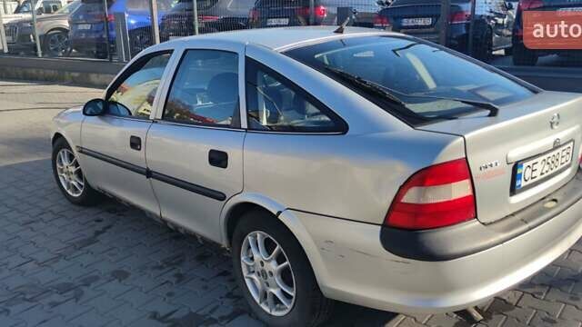 Сірий Опель Вектра, об'ємом двигуна 1.6 л та пробігом 257 тис. км за 2100 $, фото 4 на Automoto.ua