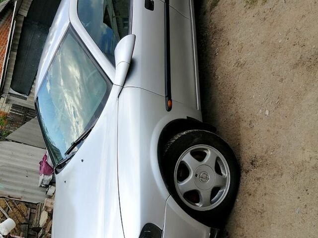 Серый Опель Вектра, объемом двигателя 2 л и пробегом 240 тыс. км за 3500 $, фото 2 на Automoto.ua