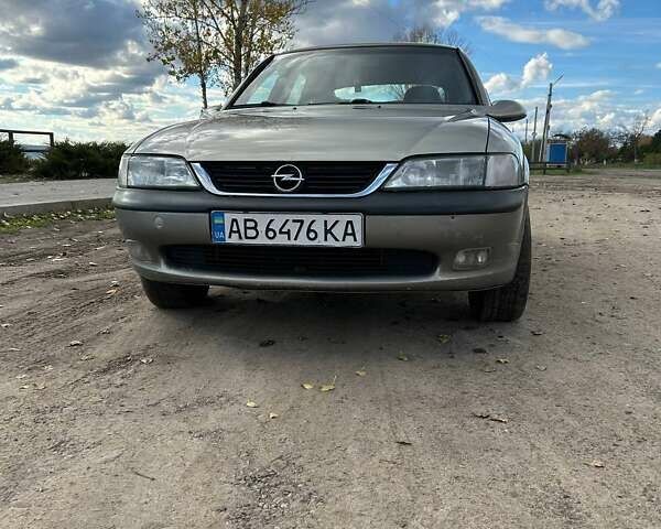 Серый Опель Вектра, объемом двигателя 1.8 л и пробегом 370 тыс. км за 2800 $, фото 10 на Automoto.ua