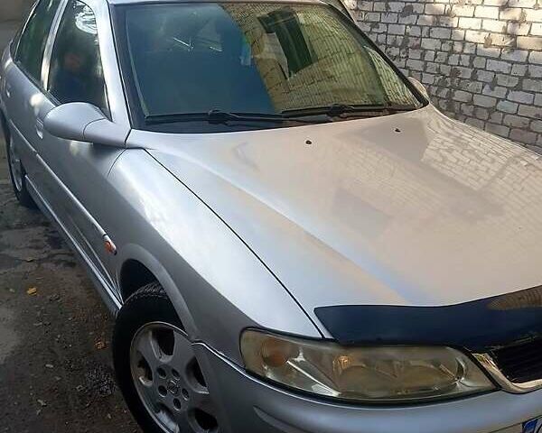 Серый Опель Вектра, объемом двигателя 1.8 л и пробегом 273 тыс. км за 2500 $, фото 9 на Automoto.ua