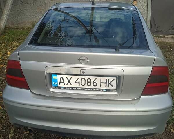 Серый Опель Вектра, объемом двигателя 1.8 л и пробегом 315 тыс. км за 2900 $, фото 9 на Automoto.ua