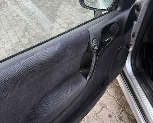 Серый Опель Вектра, объемом двигателя 1.8 л и пробегом 246 тыс. км за 3500 $, фото 11 на Automoto.ua