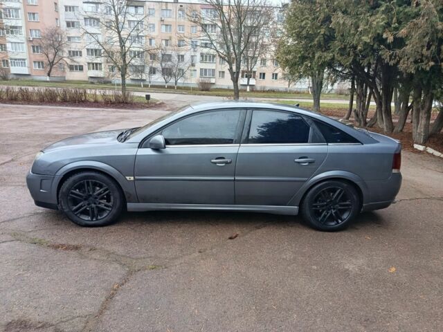 Серый Опель Вектра, объемом двигателя 2.2 л и пробегом 289 тыс. км за 4000 $, фото 3 на Automoto.ua