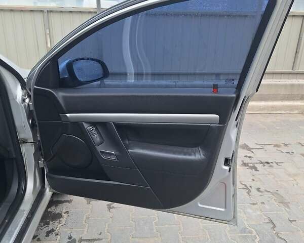 Опель Вектра 2002 у Тернополі на Automoto.ua Сірий Опель Вектра, об'ємом двигуна 3.18 л та пробігом 250 тис. км за 3700 $, фото 10 на Automoto.ua