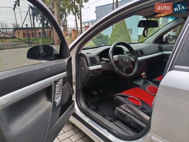 Сірий Опель Вектра, об'ємом двигуна 2.17 л та пробігом 340 тис. км за 2950 $, фото 9 на Automoto.ua