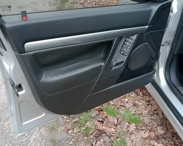 Серый Опель Вектра, объемом двигателя 2.2 л и пробегом 253 тыс. км за 5500 $, фото 14 на Automoto.ua