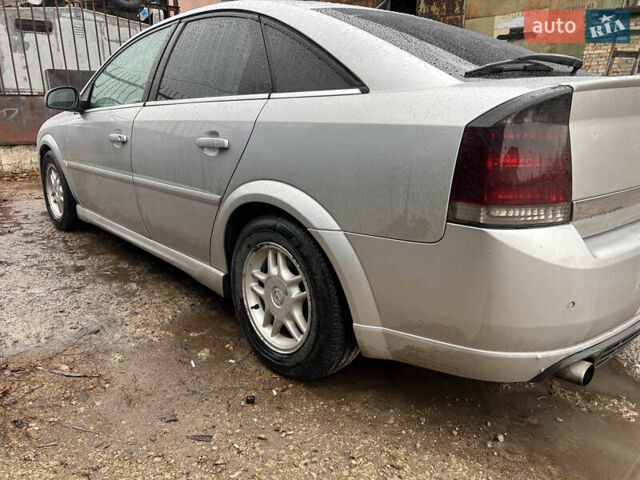 Опель Вектра 2003 в Луцке на Automoto.ua Серый Опель Вектра, объемом двигателя 2.2 л и пробегом 329 тыс. км за 2900 $, фото 5 на Automoto.ua