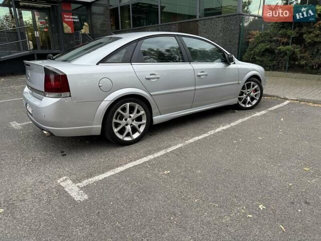 Серый Опель Вектра, объемом двигателя 2 л и пробегом 290 тыс. км за 5000 $, фото 4 на Automoto.ua