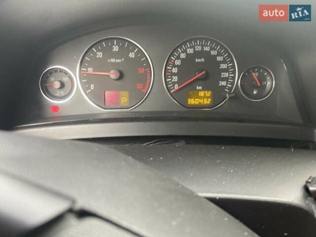 Серый Опель Вектра, объемом двигателя 2.2 л и пробегом 360 тыс. км за 3499 $, фото 6 на Automoto.ua