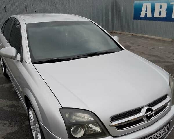 Сірий Опель Вектра, об'ємом двигуна 2.17 л та пробігом 315 тис. км за 4500 $, фото 1 на Automoto.ua