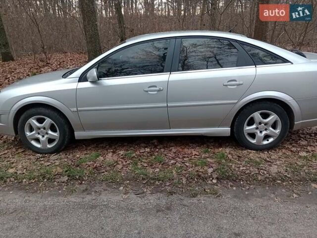Серый Опель Вектра, объемом двигателя 2.2 л и пробегом 253 тыс. км за 5500 $, фото 25 на Automoto.ua