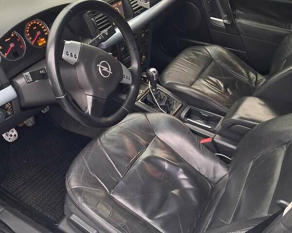 Серый Опель Вектра, объемом двигателя 2.17 л и пробегом 462 тыс. км за 4200 $, фото 6 на Automoto.ua