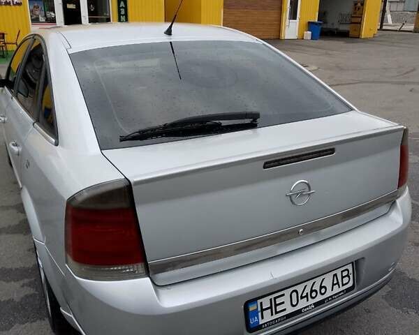 Сірий Опель Вектра, об'ємом двигуна 2.17 л та пробігом 315 тис. км за 4500 $, фото 3 на Automoto.ua