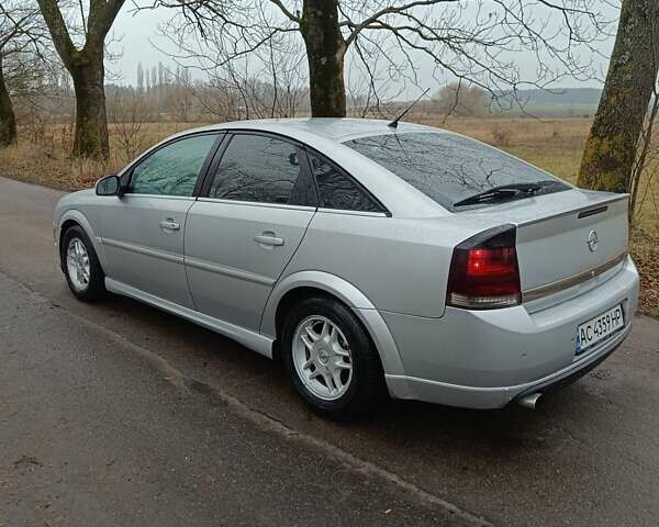 Серый Опель Вектра, объемом двигателя 2.17 л и пробегом 300 тыс. км за 3399 $, фото 6 на Automoto.ua