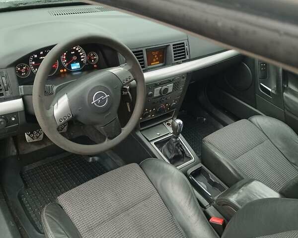 Серый Опель Вектра, объемом двигателя 2.2 л и пробегом 326 тыс. км за 2999 $, фото 13 на Automoto.ua