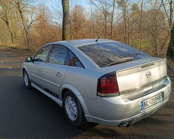 Серый Опель Вектра, объемом двигателя 2.17 л и пробегом 300 тыс. км за 2999 $, фото 1 на Automoto.ua