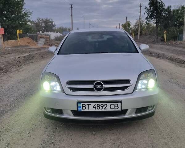 Опель Вектра 2003 в Николаеве на Automoto.ua Серый Опель Вектра, объемом двигателя 2.17 л и пробегом 344 тыс. км за 4200 $, фото 3 на Automoto.ua