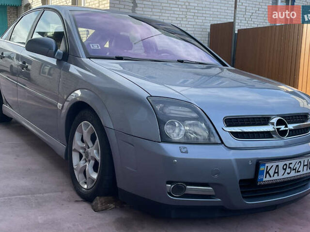 Серый Опель Вектра, объемом двигателя 2.17 л и пробегом 309 тыс. км за 4000 $, фото 1 на Automoto.ua