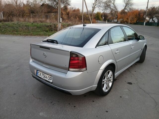 Серый Опель Вектра, объемом двигателя 2.2 л и пробегом 278 тыс. км за 4800 $, фото 9 на Automoto.ua