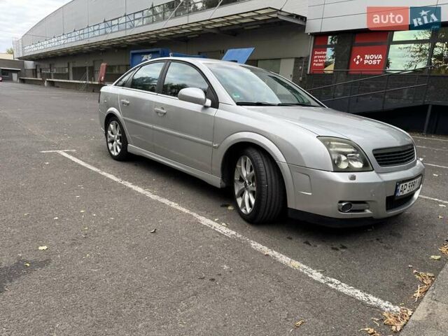 Серый Опель Вектра, объемом двигателя 2 л и пробегом 290 тыс. км за 5000 $, фото 3 на Automoto.ua