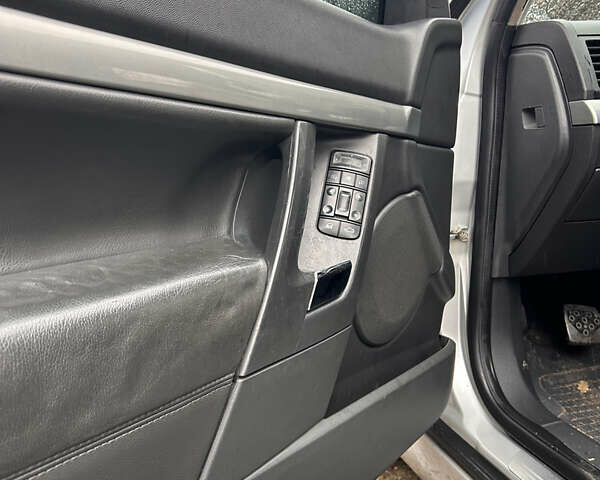 Опель Вектра 2003 в Луцке на Automoto.ua Серый Опель Вектра, объемом двигателя 2.2 л и пробегом 329 тыс. км за 2900 $, фото 2 на Automoto.ua