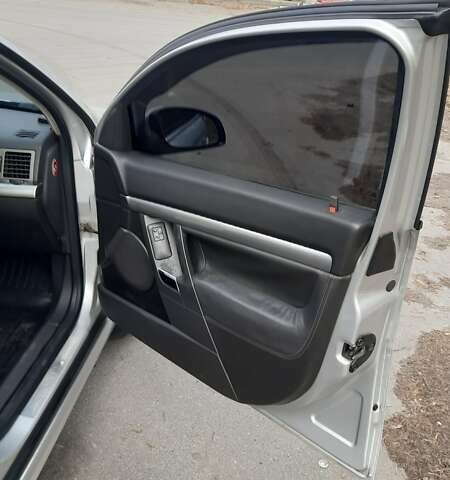 Серый Опель Вектра, объемом двигателя 1.91 л и пробегом 371 тыс. км за 5800 $, фото 18 на Automoto.ua