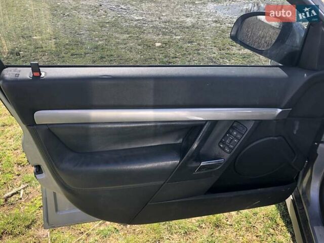 Серый Опель Вектра, объемом двигателя 1.91 л и пробегом 385 тыс. км за 3600 $, фото 14 на Automoto.ua