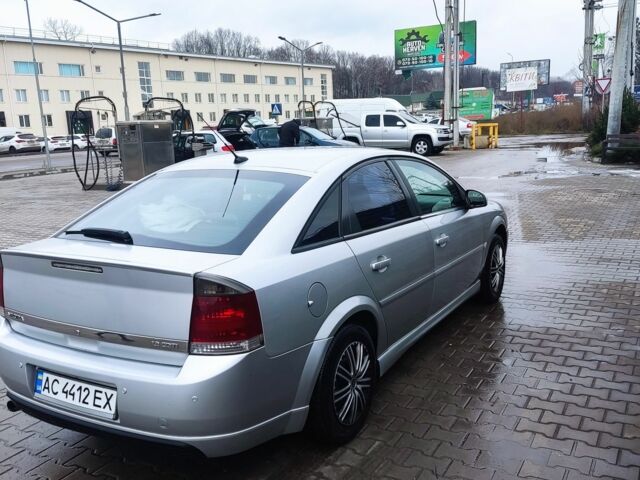 Серый Опель Вектра, объемом двигателя 1.9 л и пробегом 376 тыс. км за 4400 $, фото 5 на Automoto.ua